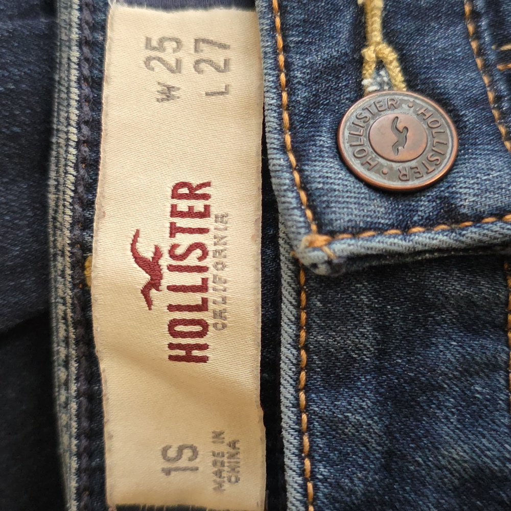 Hollister Women's Deep Blue Jeans